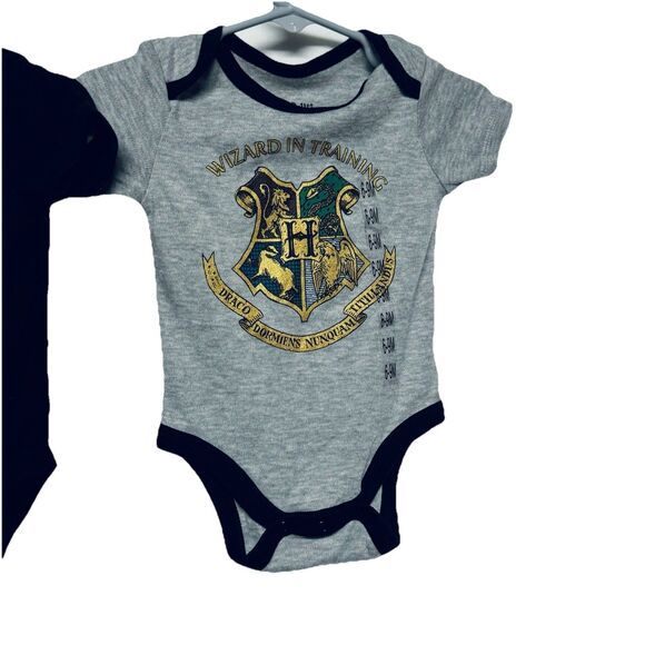 Harry Potter Baby Bodysuit Lot of 2 Size 6-9 Months One Piece Wizard in Training - Picture 2 of 4